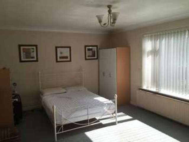 Image of House Share to rent at Bourne Road  Colchester, CO2 8RS