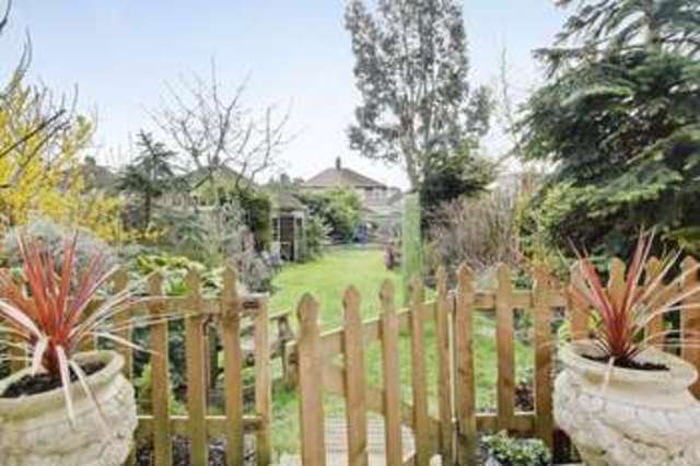  Image of 4 Bedroom Semi-Detached for sale at Broad Walk  Blackheath, SE3 8NQ