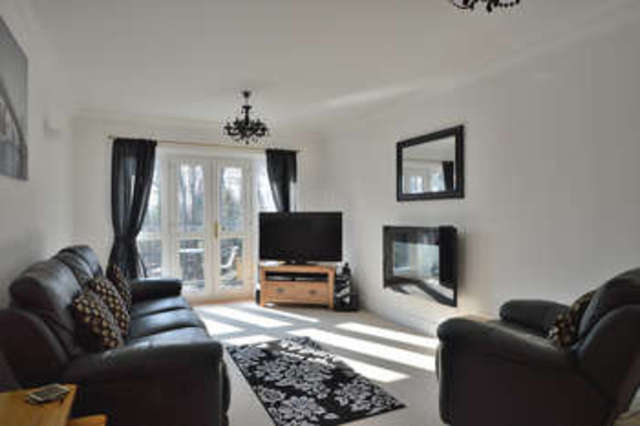  Image of 2 Bedroom Flat for sale at Chandlers Ford  Chandler