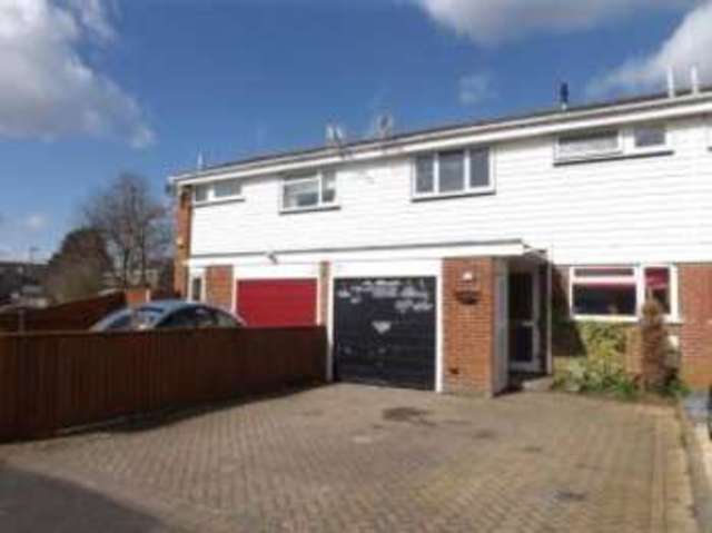 Image of 3 Bedroom Terraced for sale at Calmore Southampton Testwood, SO40 2TJ