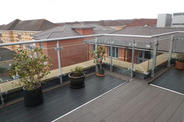  Image of 2 Bedroom Flat for sale at Sopwith Road  Eastleigh, SO50 5LN