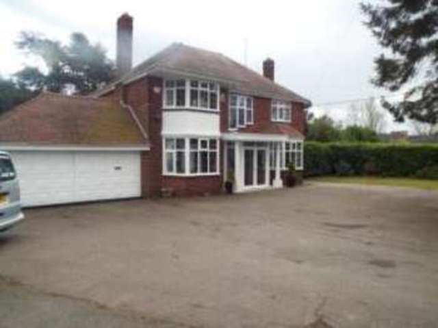  Image of 4 Bedroom Detached for sale at Bickenhill Solihull Bickenhill, B92 0DT