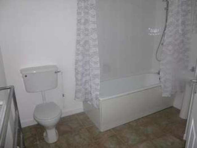  Image of 2 Bedroom Bungalow to rent at Church Lane Barham Ipswich, IP6 0PT
