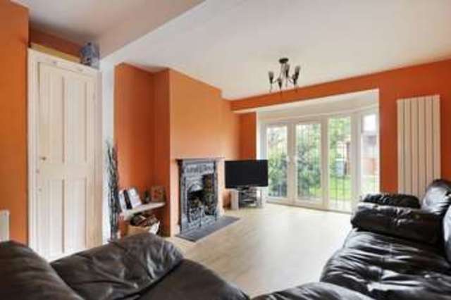  Image of 4 Bedroom Semi-Detached for sale at Clover Lane  Ferring, Worthing, BN12 5LZ