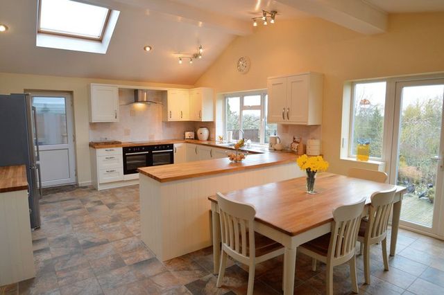  Image of 5 Bedroom Detached for sale at Crumpfields Lane Webheath Redditch, B97 5PN