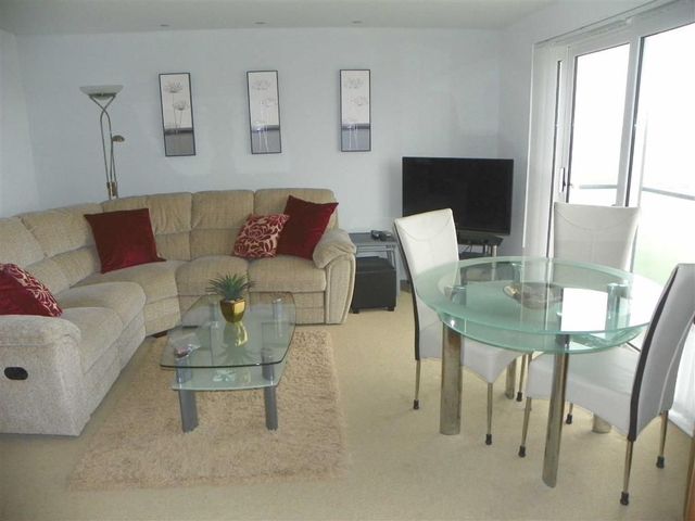  Image of 2 Bedroom Flat for sale at Cwrt Westfa Llanelli Llanelli, SA15 2LX
