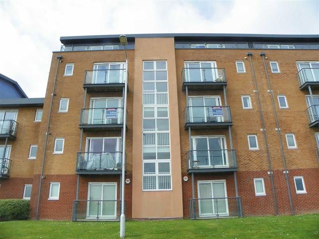 Image of 2 Bedroom Flat for sale at Cwrt Westfa Llanelli Llanelli, SA15 2LX