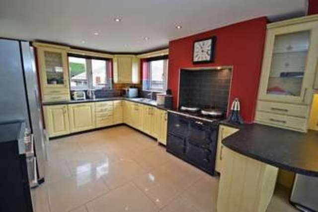  Image of 4 Bedroom Detached for sale at Durkar Wakefield West Yorkshire, WF4 3AF