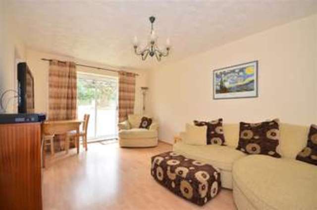 Image of 2 Bedroom Ground Flat for sale at Ryde Isle of Wight Ryde, PO33 1LS