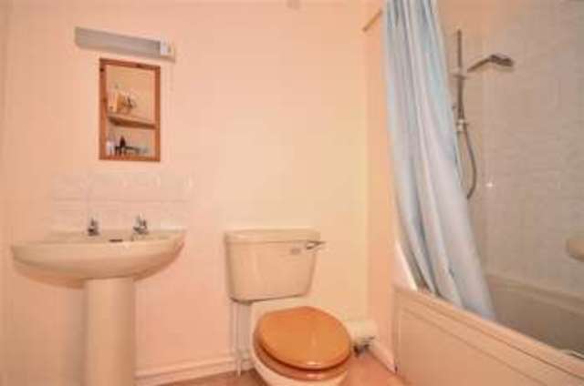  Image of 2 Bedroom Ground Flat for sale at Ryde Isle of Wight Ryde, PO33 1LS