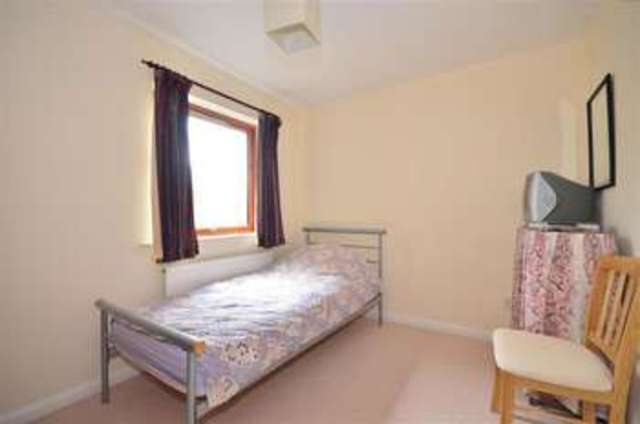  Image of 2 Bedroom Ground Flat for sale at Ryde Isle of Wight Ryde, PO33 1LS