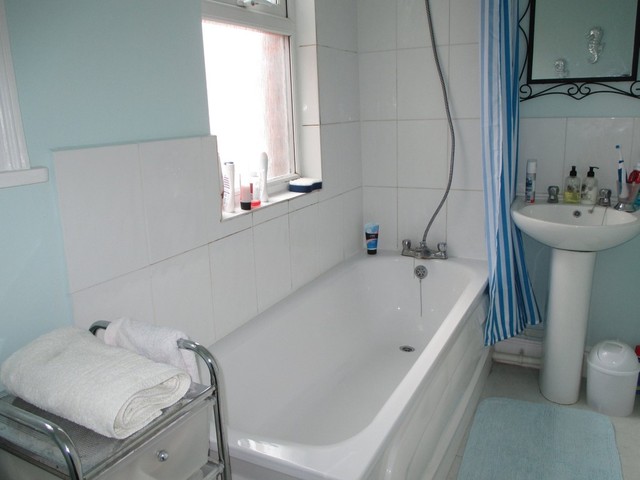 Image of 1 Bedroom Flat for sale at Eastney Road  Southsea, PO4 8DY