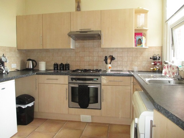  Image of 1 Bedroom Flat for sale at Eastney Road  Southsea, PO4 8DY