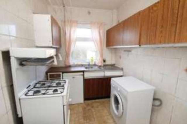  Image of 3 Bedroom Semi-Detached for sale at Sheffield South Yorkshire Fir Vale, S4 7AA