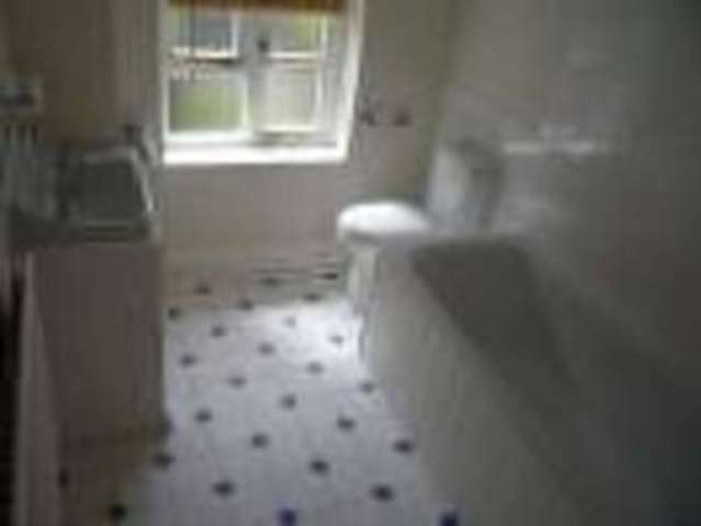  Image of 2 Bedroom Detached to rent at Sudbury, CO10 1JJ
