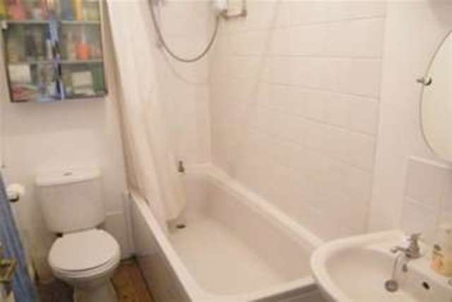  Image of 1 Bedroom Flat to rent at Wolverhampton, WV3 0ED