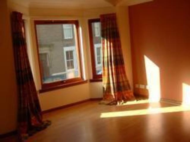  Image of 2 Bedroom Flat to rent at West End Dundee Dundee, DD2 1ES