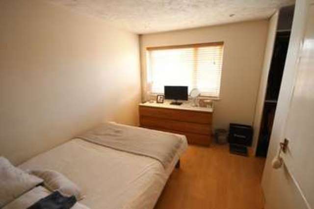  Image of 2 Bedroom Detached for sale at Hawkfields  Luton, LU2 7NW