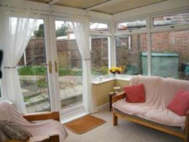  Image of 3 Bedroom Bungalow for sale at Hythe Southampton Hythe, SO45 5FY