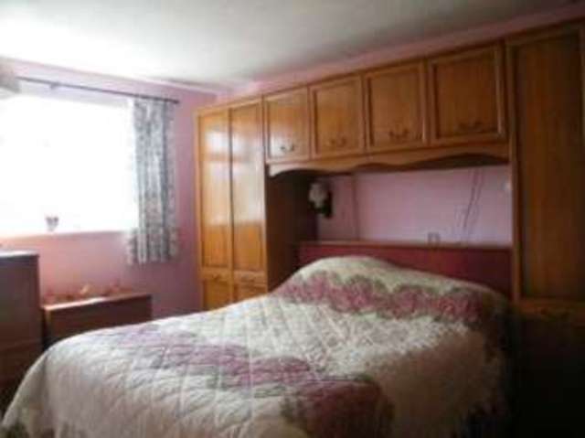  Image of 3 Bedroom Bungalow for sale at Hythe Southampton Hythe, SO45 5FY