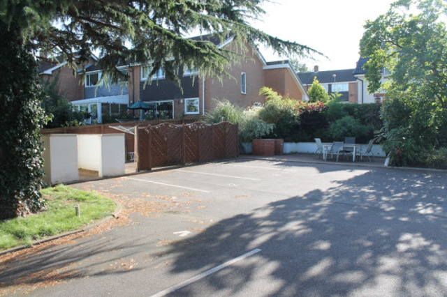  Image of 2 Bedroom Apartment to rent at Isleworth Road  Exeter, EX4 1RG