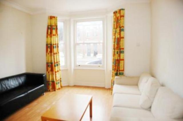  Image of 2 Bedroom Flat to rent at London, SW6 6SP