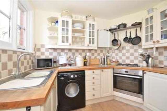  Image of 2 Bedroom Ground Flat for sale at Dorking Surrey Dorking, RH4 3EW