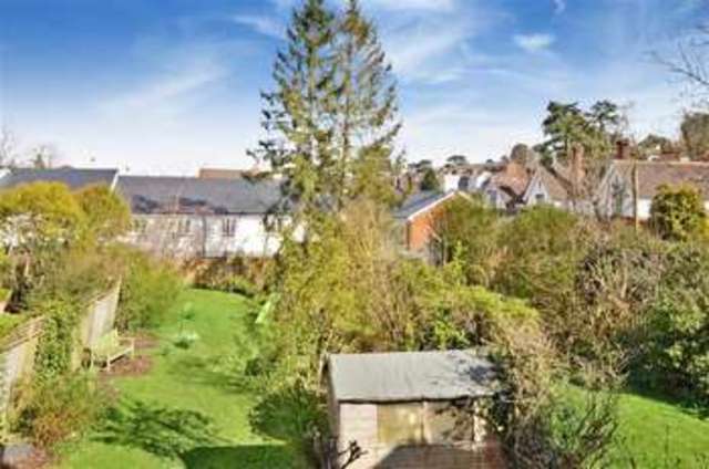  Image of 2 Bedroom Ground Flat for sale at Dorking Surrey Dorking, RH4 3EW