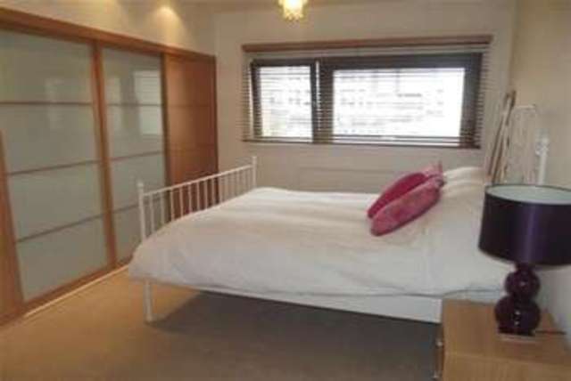  Image of 2 Bedroom Flat to rent at Glasgow, G3 8HF