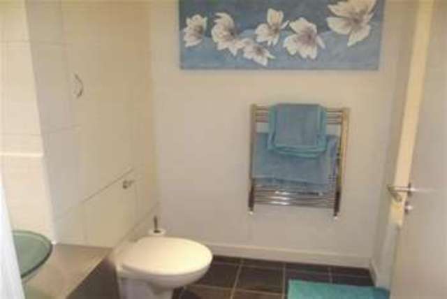  Image of 2 Bedroom Flat to rent at Glasgow, G3 8HF