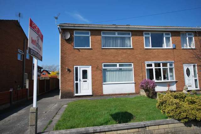  Image of 3 Bedroom Semi-Detached for sale at Lodge Close Freckleton Preston, PR4 1YN
