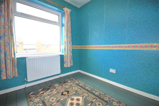  Image of 3 Bedroom Semi-Detached for sale at Lodge Close Freckleton Preston, PR4 1YN