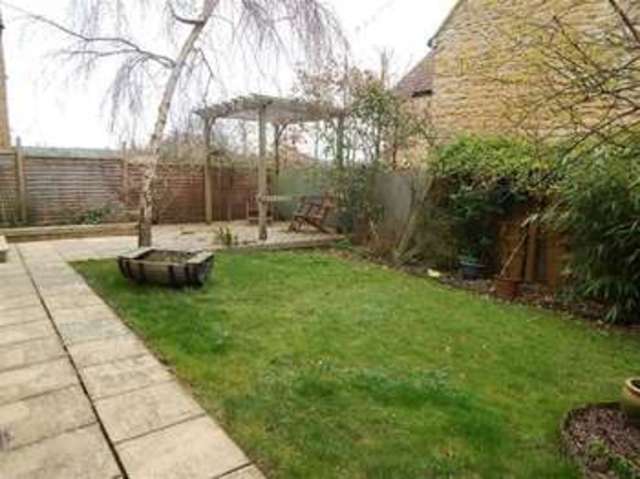  Image of 4 Bedroom Detached for sale at Yeovil, BA22 7AY
