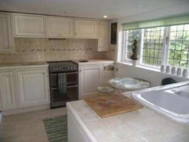  Image of 4 Bedroom Detached for sale at Ticehurst Wadhurst Ticehurst, TN5 7BU
