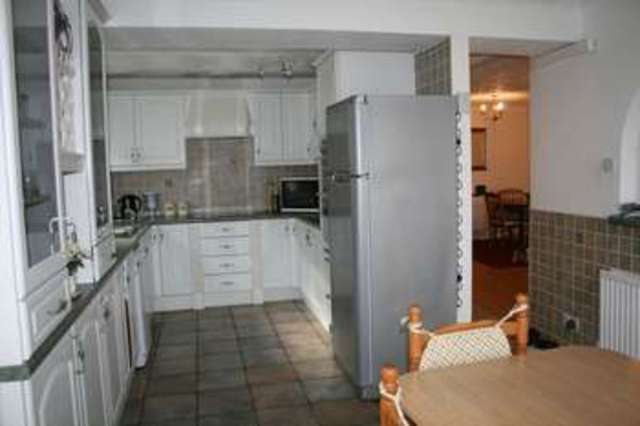  Image of 4 Bedroom Semi-Detached for sale at Maltings Road Brightlingsea Colchester, CO7 0RG