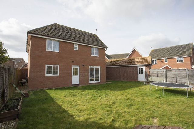  Image of 4 Bedroom Detached for sale at Manning Road  Bury St. Edmunds, IP32 7GF