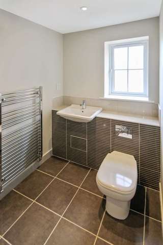  Image of 5 Bedroom Detached for sale at Marroway Weston Turville Aylesbury, HP22 5TQ