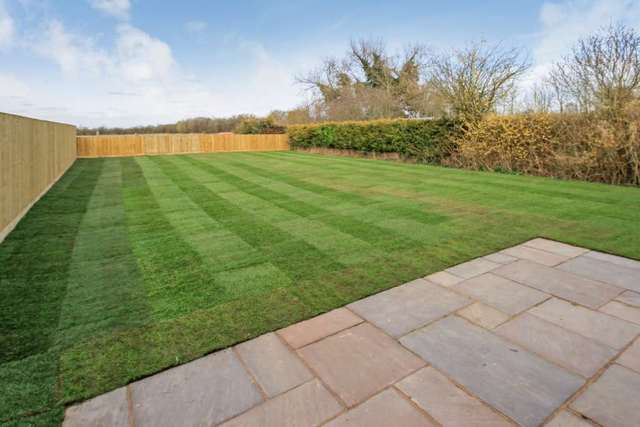  Image of 5 Bedroom Detached for sale at Marroway Weston Turville Aylesbury, HP22 5TQ