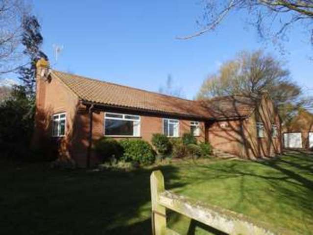  Image of 4 Bedroom Detached to rent at Marsh Lane Burgh Castle Great Yarmouth, NR31 9QH