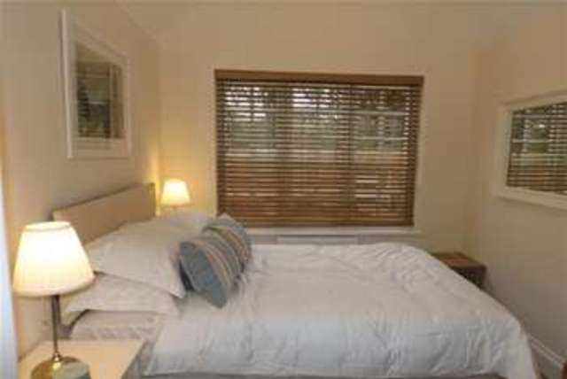  Image of 2 Bedroom Flat to rent at Midhurst, GU29 9LU