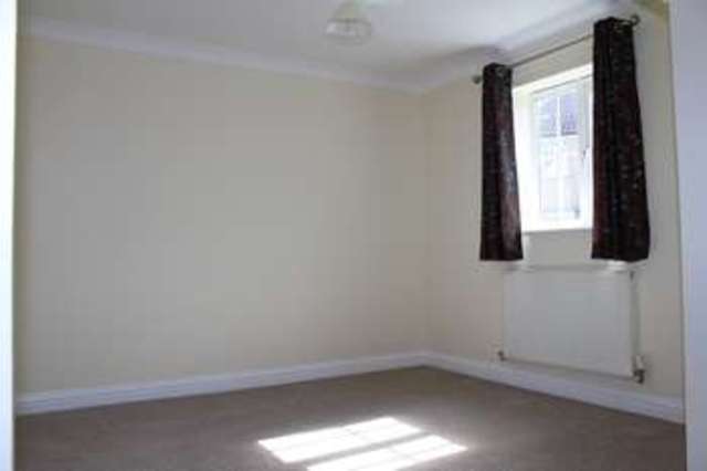  Image of 3 Bedroom Semi-Detached to rent at Burwell Cambridgeshire, CB25 0AJ