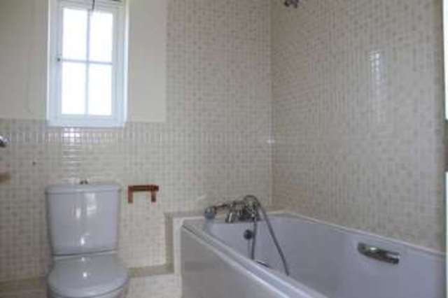  Image of 3 Bedroom Semi-Detached to rent at Burwell Cambridgeshire, CB25 0AJ