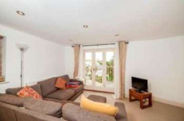  Image of 2 Bedroom Flat for sale at New Road Dartmouth Stoke Fleming, TQ6 0NP