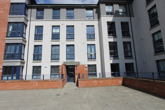  Image of 2 Bedroom Flat to rent at New Gorbals Glasgow Glasgow, G5 0HF
