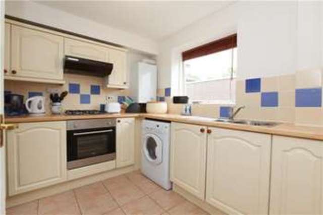  Image of 2 Bedroom Flat to rent at Herbert House  Greater London, E1 7TW