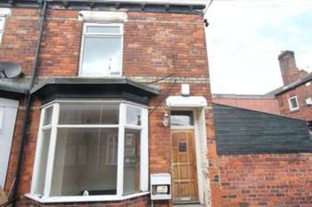  Image of 3 Bedroom Terraced for sale at Pavillion Crescent Worthing Street Hull, HU5 1PU