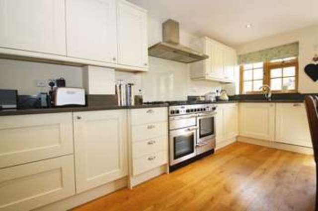  Image of 3 Bedroom Detached for sale at Pleck Lane  Kingston Blount, OX39 4RU