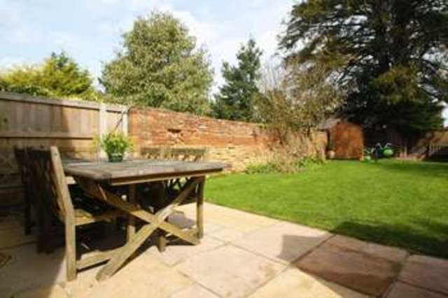  Image of 3 Bedroom Detached for sale at Pleck Lane  Kingston Blount, OX39 4RU