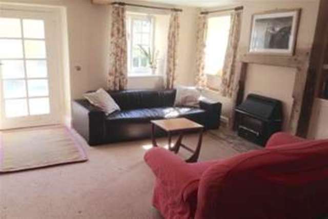  Image of 3 Bedroom Detached to rent at Hope Valley, S32 1BZ