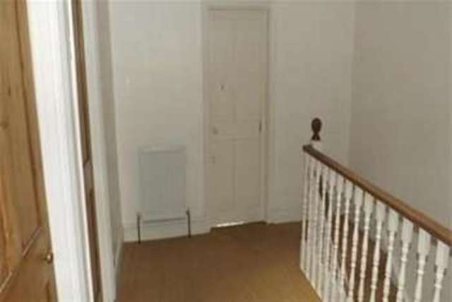  Image of 3 Bedroom Detached to rent at Yeovil, BA21 4HF